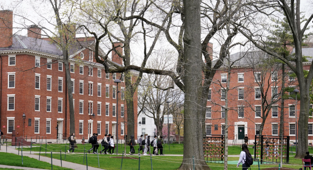 Tại sao Harvard lại là lựa chọn số 1 khi đi du học Mỹ